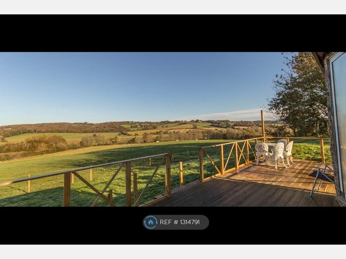 2 Bedroom Mobile/park Home To Rent In Crowham Manor Farm, Hastings TN35