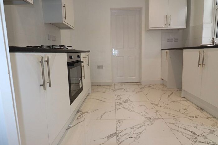 3 Bedroom Terraced House To Rent In Shenley Road, Dartford, DA1