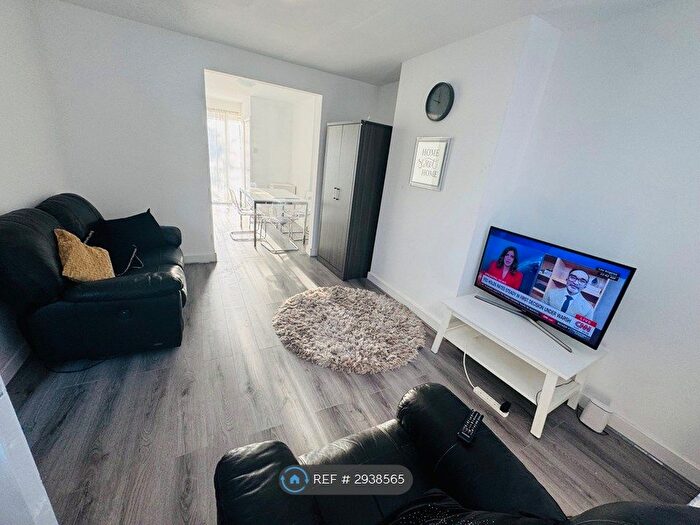 4 Bedroom Terraced House To Rent In Somerville Road, Romford, RM6