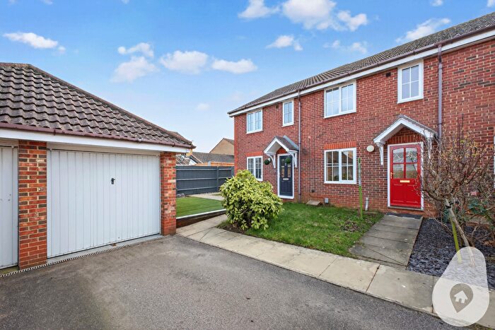 3 Bedroom Semi Detached House For Sale In Tamar Close, Stevenage, Hertfordshire, SG1