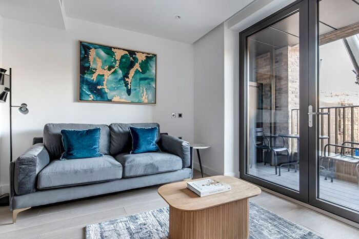 Studio To Rent In London Borough Of Islington, WC1X