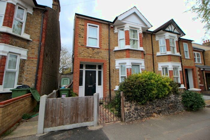 3 Bedroom End Of Terrace House To Rent In Craigdale Road, Hornchurch, Romford, RM11