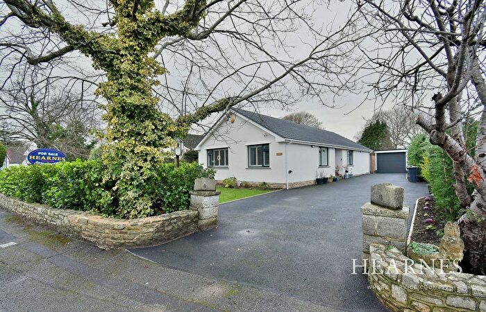 3 Bedroom Detached Bungalow For Sale In Headswell Crescent, Bournemouth, BH10