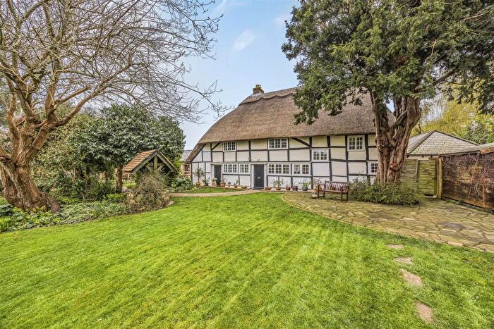 3 Bedroom Detached House For Sale In Eastleigh Road, Havant/Emsworth Boarders, PO9