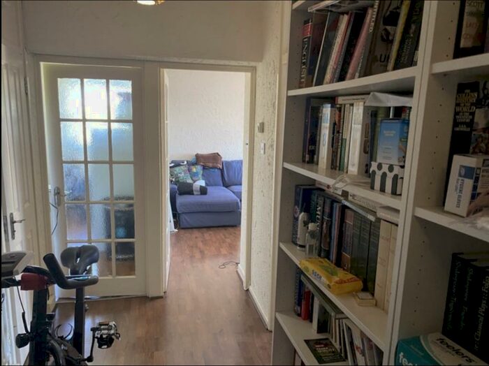 2 Bedroom Flat To Rent In Flat Chambord Street, London, London, E2