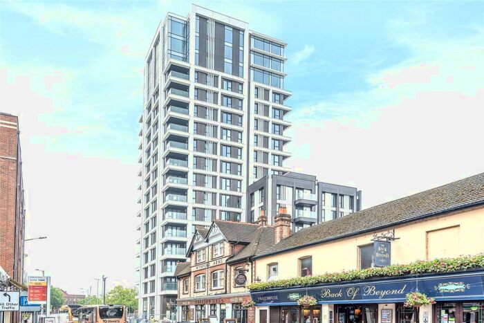 2 Bedroom Apartment To Rent In Verto, Kings Road, Reading, Berkshire, RG1