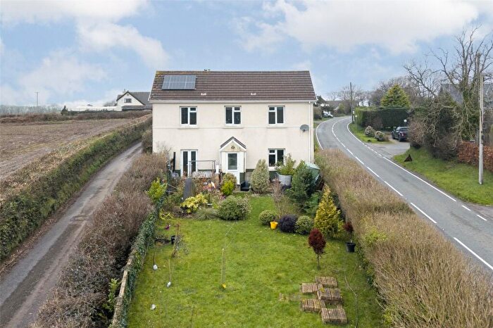 4 Bedroom Detached House For Sale In Cross Inn Farm, Cross Inn, Carmarthen, Carmarthenshire, SA33