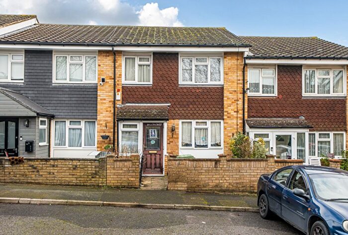 3 Bedroom Terraced House For Sale In Bisham Close, Carshalton, SM5