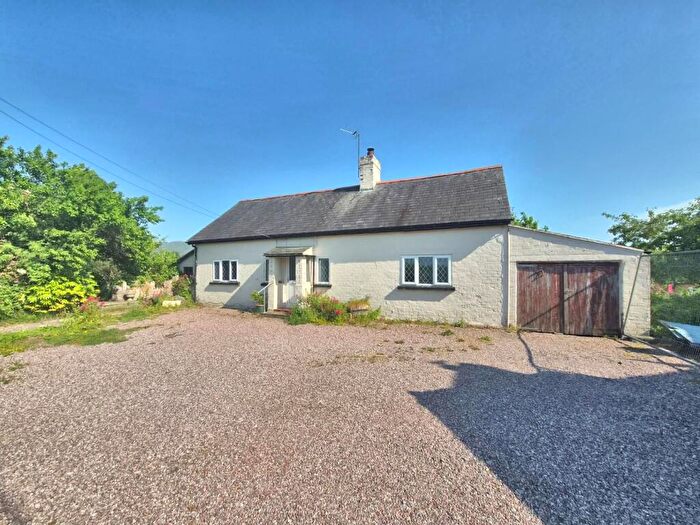 3 Bedroom Detached Bungalow For Sale In Rhewl, Ruthin, LL15