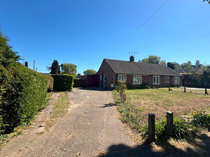 2 Bedroom Semi-Detached Bungalow For Sale In Mere Close, Great Barton, IP31