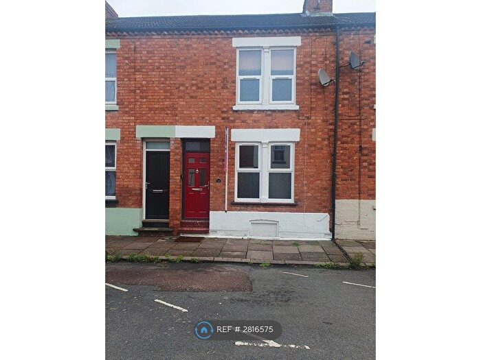 2 Bedroom Terraced House To Rent In Victoria Gardens, Northampton, NN1