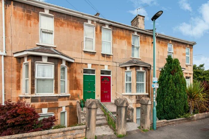 2 Bedroom Link Detached House To Rent In Victoria Terrace, Bath, BA2