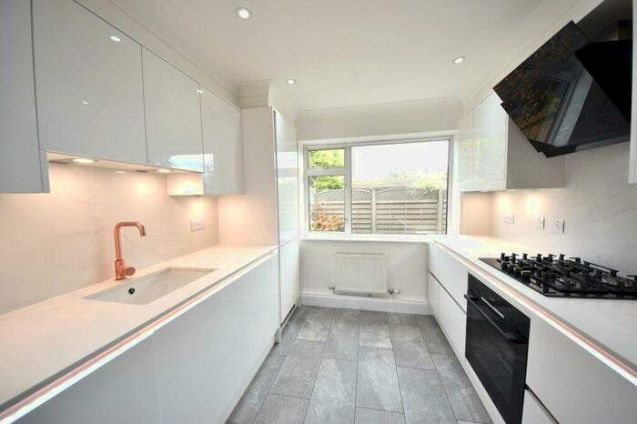 2 Bedroom Maisonette To Rent In Heath End Road, Flackwell Heath, High Wycombe, HP10