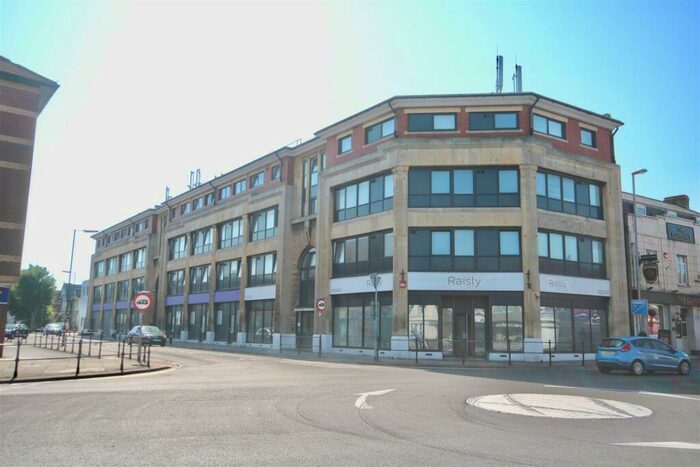 2 Bedroom Flat To Rent In Cornerstone House, North End, Portsmouth, Hampshire, PO2