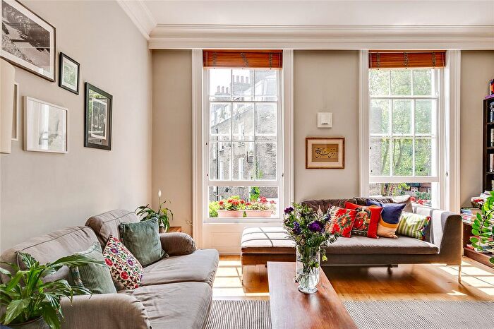 2 Bedroom Maisonette To Rent In Copenhagen Street, Angel, N1