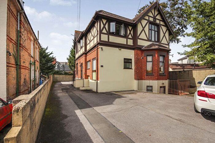 7 Bedroom House Of Multiple Occupation For Sale In Carlton Road, Bournemouth, BH1