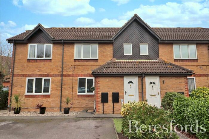 2 Bedroom Maisonette To Rent In Wilshire Avenue, Springfield, CM2