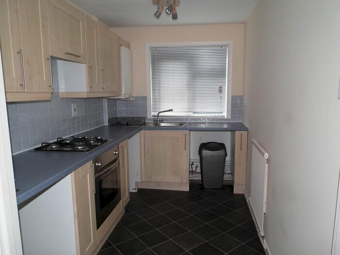 2 Bedroom Flat To Rent In Melfort Gardens, Newport, NP20