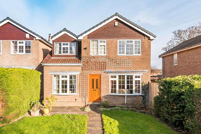 4 Bedroom Detached House For Sale In Throstle Nest Close, Weston, Otley, LS21