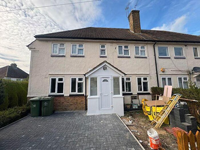 2 Bedroom Flat To Rent In Hillfield Avenue, Wembley, HA0