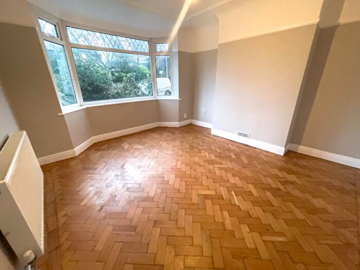 3 Bedroom Semi-Detached House To Rent In Broadgreen Road, L13