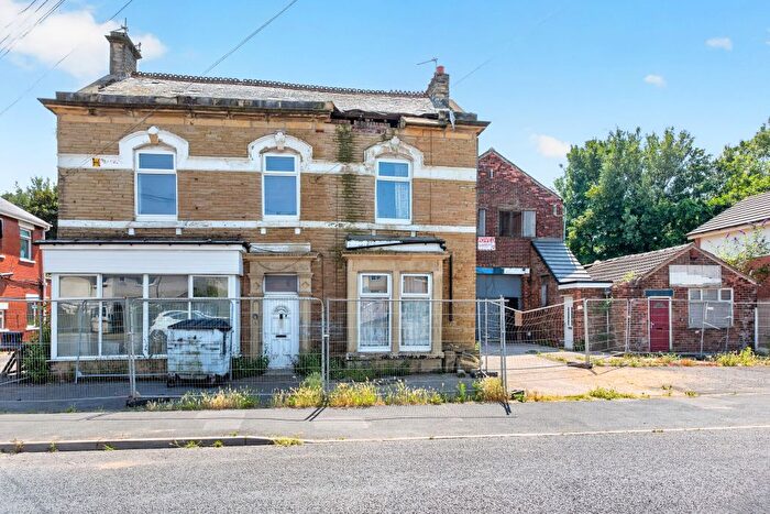 4 Bedroom Detached House For Sale In - Watson Road, Blackpool, FY4