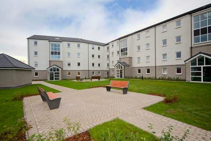 2 Bedroom Flat To Rent In Spencer Court, Froghall Terrace, Aberdeen, AB24