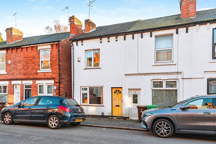 2 Bedroom End Terrace House For Sale In Warwick Street, Nottingham, Nottinghamshire, NG7