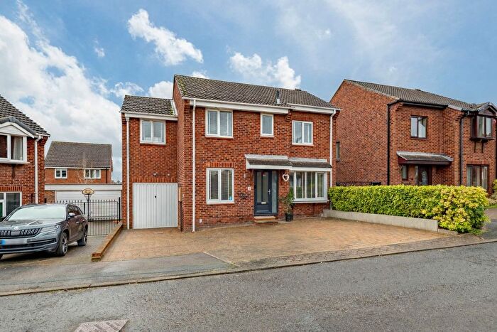 5 Bedroom Detached House For Sale In The Green, Wrenthorpe, WF2