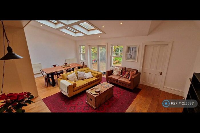 4 Bedroom Semi-Detached House To Rent In Overnhill Road, Bristol, BS16