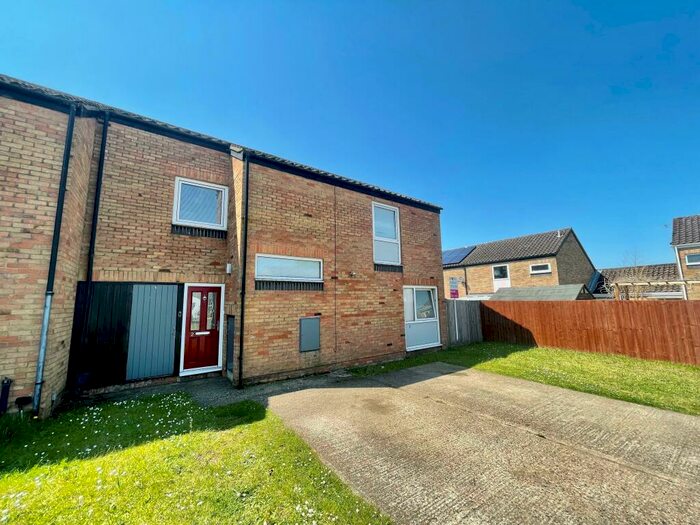 3 Bedroom House To Rent In Beech Close, Lakenheath, Brandon, IP27