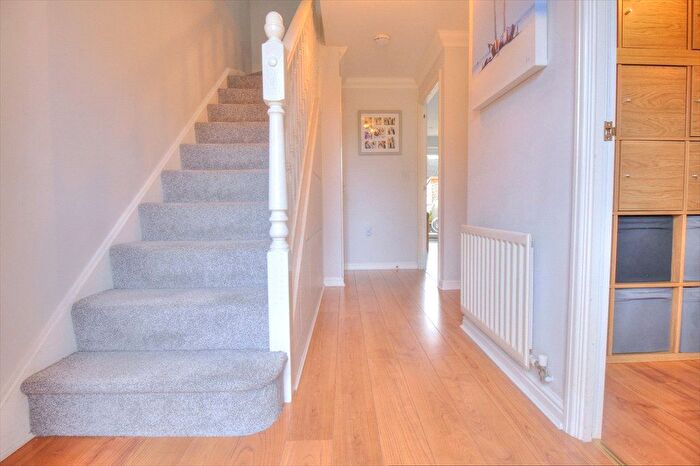 3 Bedroom Terraced House For Sale In Sycamore Rise, Bracknell, Berkshire, RG12