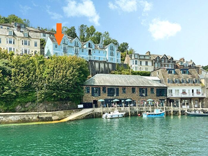 2 Bedroom Flat For Sale In Hannafore Road, Looe, Cornwall, PL13
