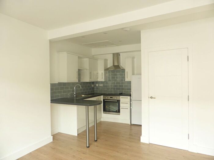 1 Bedroom Flat To Rent In Western Road, Hove, BN3