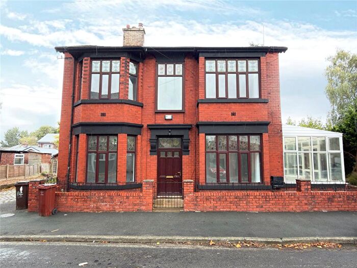 3 Bedroom Semi Detached House For Sale In Parkfield Road North, Manchester, Greater Manchester, M40