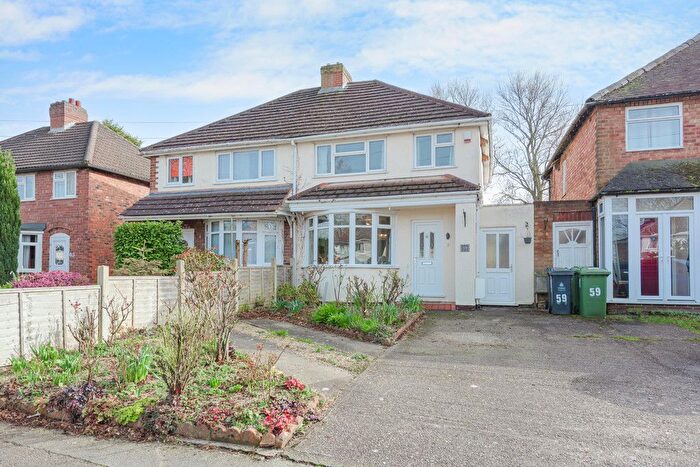3 Bedroom Semi Detached House For Sale In Westbrook Avenue, Walsall, WS9