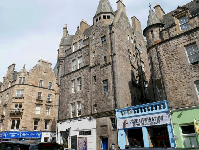 2 Bedroom Flat To Rent In St Marys Street, Royal Mile, Edinburgh, EH1