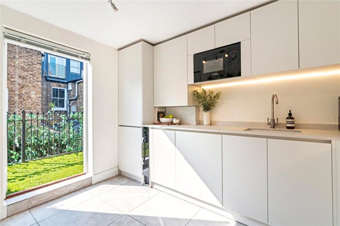 3 Bedroom Apartment For Sale In Marney Road, SW11