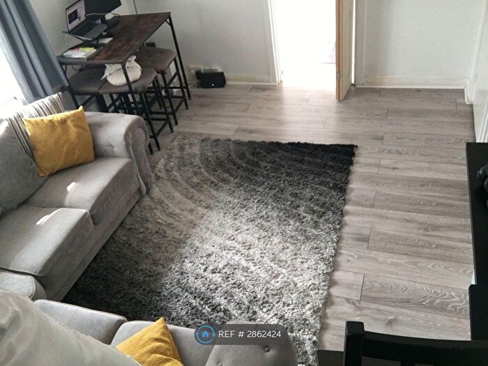 1 Bedroom Flat To Rent In Cherry Garden St, London, SE16