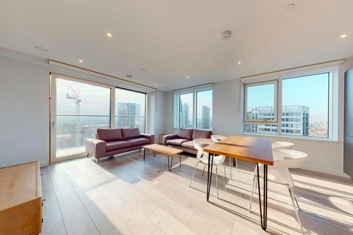 2 Bedroom Flat To Rent In , New Lion Way, London, SE17