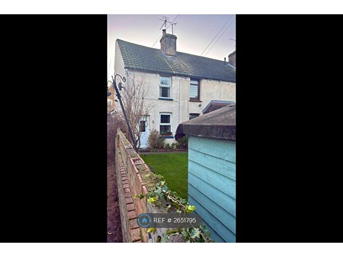 2 Bedroom End Terrace House To Rent In Lower Rainham Road, Gillingham, ME7