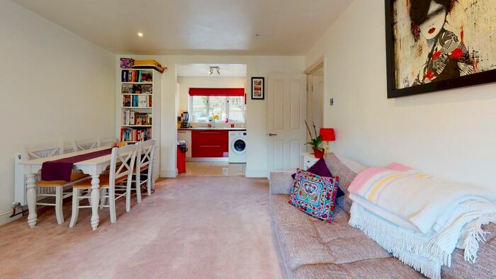 1 Bedroom Flat To Rent In Bury Green, Hemel Hempstead, Hertfordshire, HP1