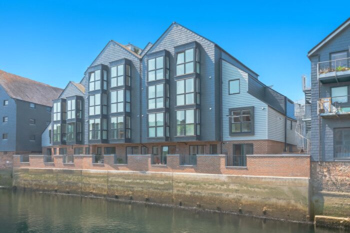 5 Bedroom Semi-Detached House For Sale In Railway Lane, Lewes, BN7