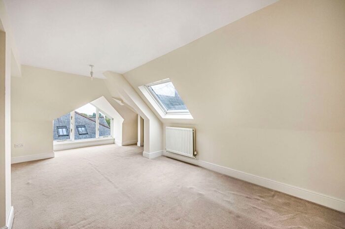 2 Bedroom Flat For Sale In Hazelhurst, , Eldorado Road, Cheltenham, GL50