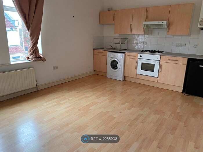 1 Bedroom Flat To Rent In Walter Street, Bristol, BS3