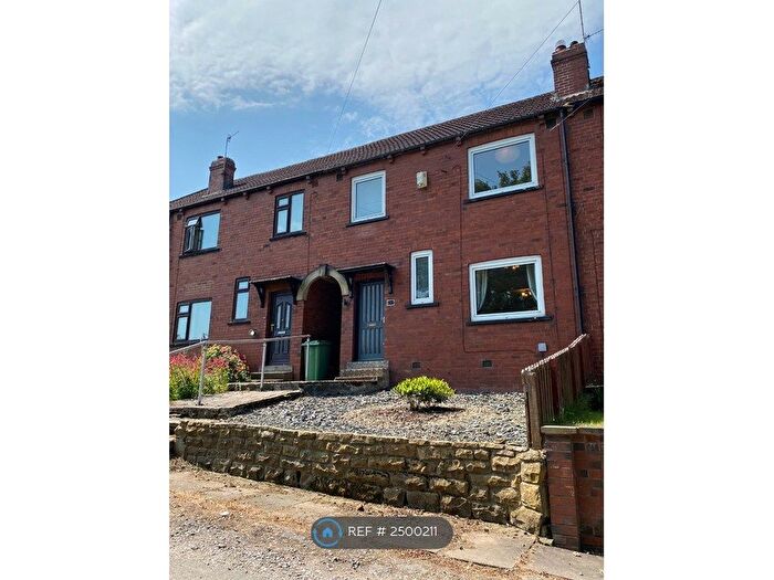 3 Bedroom Terraced House To Rent In Ring Road Under Wood Lane, Leeds, LS12