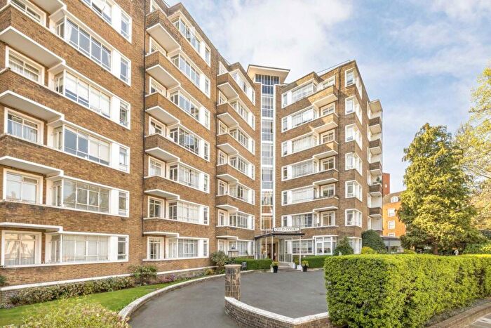 1 Bedroom Flat To Rent In Prince Albert Road, Prince Albert Road, NW8