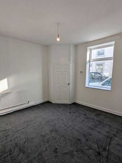 2 Bedroom Terraced House To Rent In Violet Street, Burnley, BB10