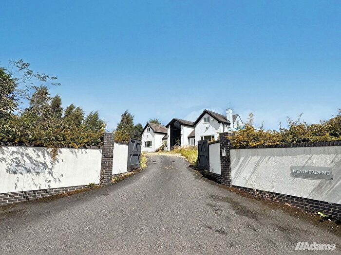 5 Bedroom Detached House For Sale In Heatherdene, Sutton Weaver, WA7