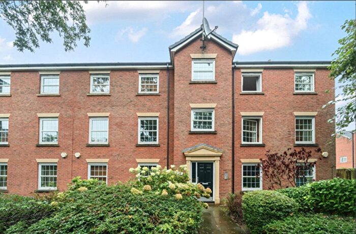 2 Bedroom Flat To Rent In Mytton Drive, Nantwich, Cheshire, CW5